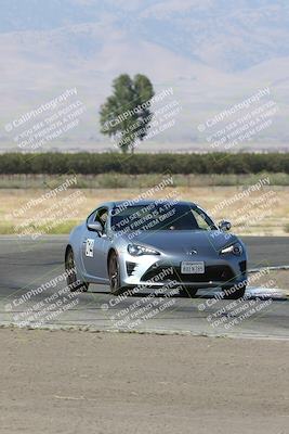 media/Sep-15-2024-Speed Ventures (Sun) [[7a54f7ed2f]]/Yellow Group/Session 1 (Outside Grapevine)/